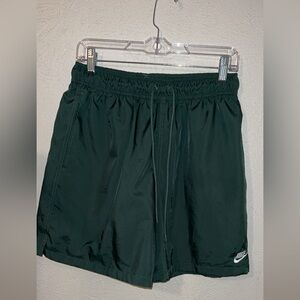 Nike Men's Dark Green Emerald Club Athletic Shorts Size Large